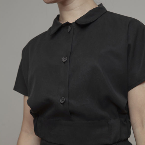 Cropped top negro
